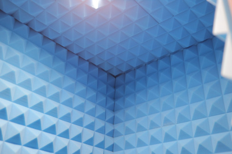 Ecosound Pyramid Velvet Dark green acoustic foam panel 250x250x25mm